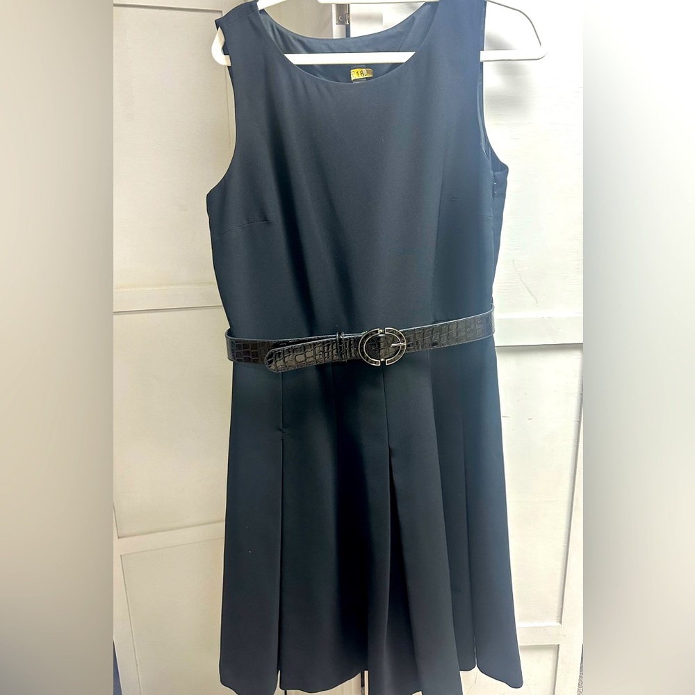 Alfani Classic Black dress, sleeveless, pleated skirt, with belt, sz 12, EUC